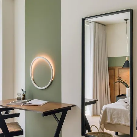 Farol - 1 Bedroom With Pool In Areeiro *