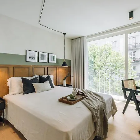 Farol - 1 Bedroom With Pool In Areeiro * Lisboa