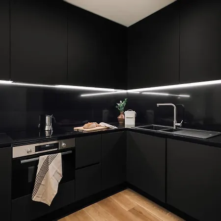 Farol - 1 Bedroom With Pool In Areeiro